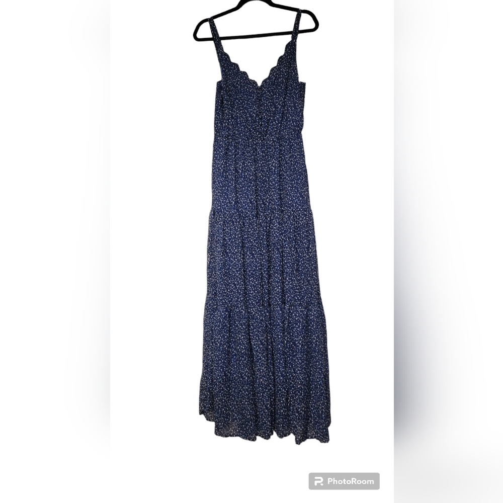 MELLODAY – Scallop Trim V-Neck Floral Print Dress